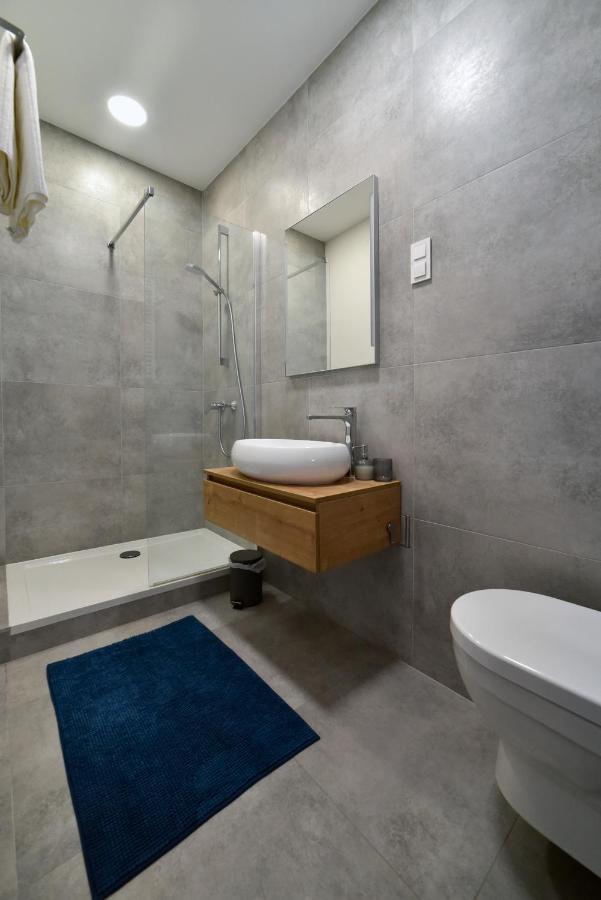 Zrinski Premium Suites & Rooms Zagreb Bagian luar foto