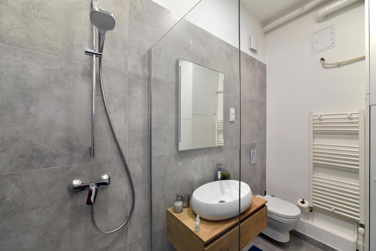 Zrinski Premium Suites & Rooms Zagreb Bagian luar foto
